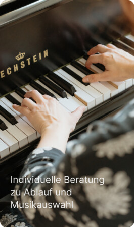 Pianistin für Hochzeiten Berlin / Brandenburg